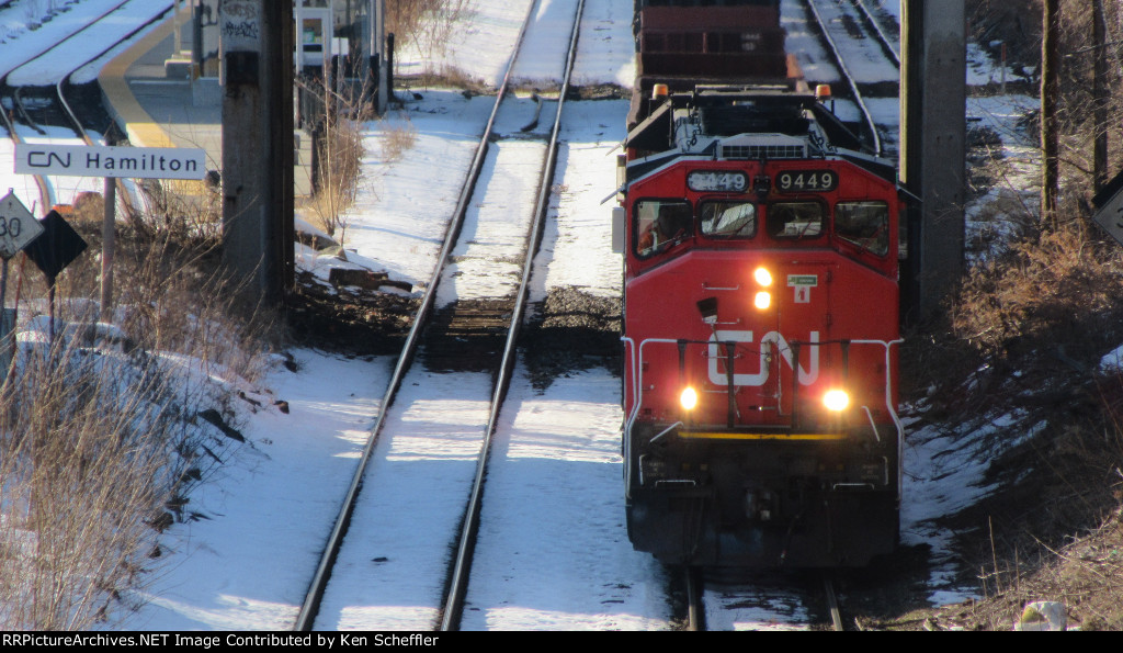 CN 9449